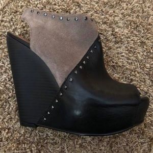 Lucky Brand wedges